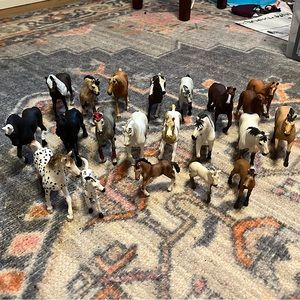 Schleich Set of 18 horses and for foals